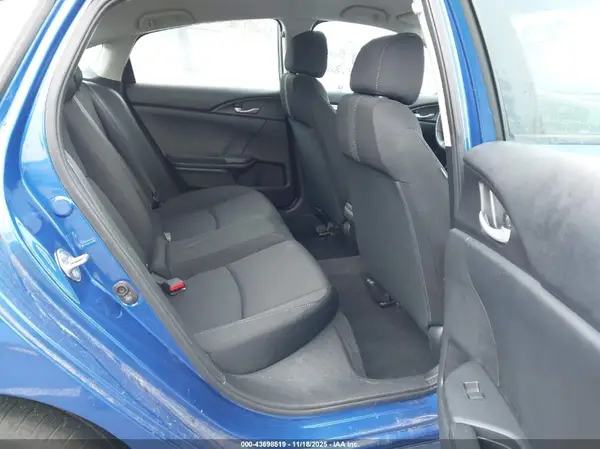 19XFC2F57HE000211 2017 HONDA CIVIC - Image 8