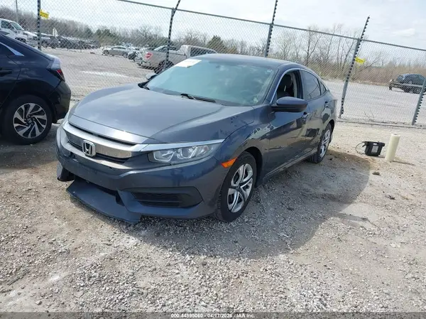 19XFC2F57HE001018 2017 HONDA CIVIC - Image 2