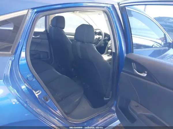 19XFC2F57HE010818 2017 HONDA CIVIC - Image 8