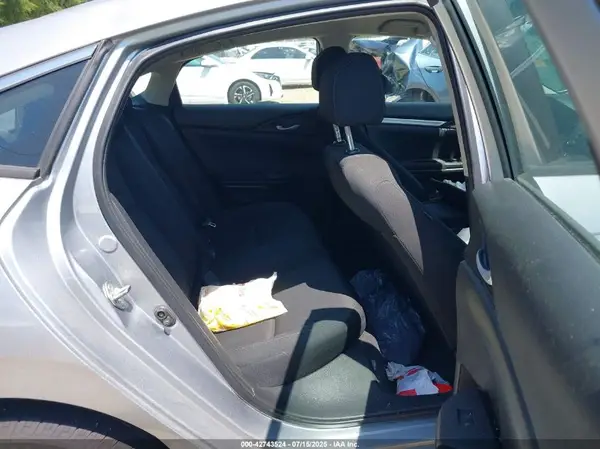 19XFC2F57HE038327 2017 HONDA CIVIC - Image 8