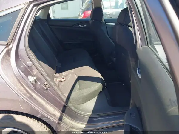 19XFC2F57HE048680 2017 HONDA CIVIC - Image 8
