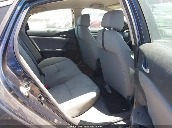 19XFC2F57HE069108 2017 HONDA CIVIC - Image 8