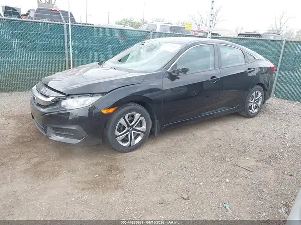 19XFC2F57HE070484 2017 HONDA CIVIC - Image 2