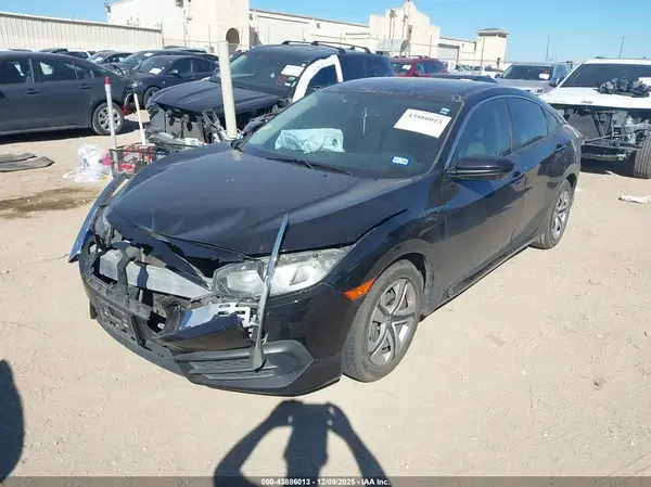 19XFC2F57HE073952 2017 HONDA CIVIC - Image 2