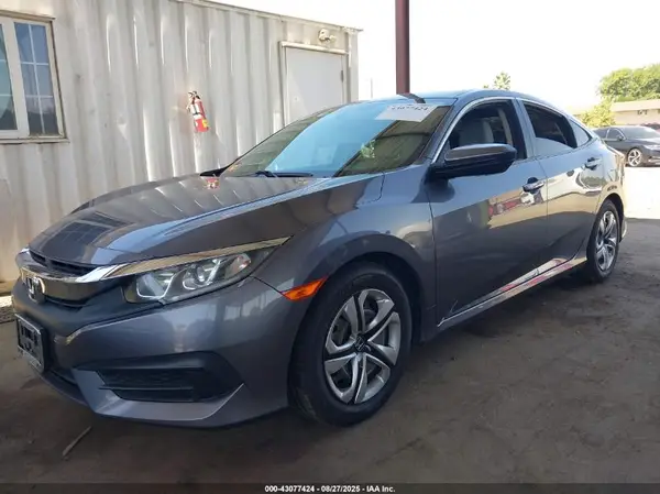19XFC2F57HE215524 2017 HONDA CIVIC - Image 2