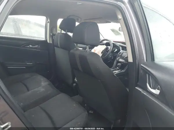 19XFC2F57JE001798 2018 HONDA CIVIC - Image 8