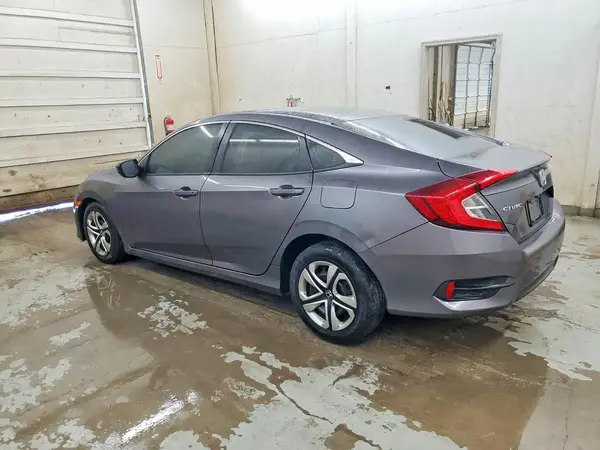 19XFC2F57JE002076 2018 HONDA CIVIC - Image 2