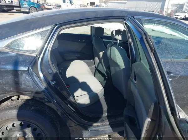 19XFC2F57JE007519 2018 HONDA CIVIC - Image 8