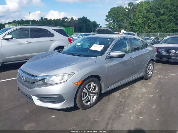 19XFC2F57JE008248 2018 HONDA CIVIC - Image 2