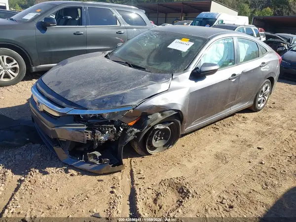 19XFC2F57JE018200 2018 HONDA CIVIC - Image 2