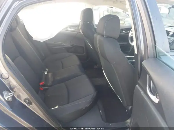 19XFC2F57JE018570 2018 HONDA CIVIC - Image 8