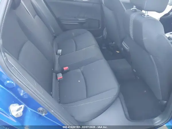 19XFC2F57JE020335 2018 HONDA CIVIC - Image 8