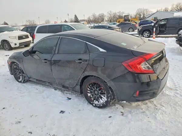 19XFC2F57JE022084 2018 HONDA CIVIC - Image 2