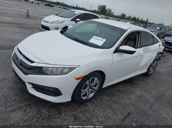 19XFC2F57JE031061 2018 HONDA CIVIC - Image 2