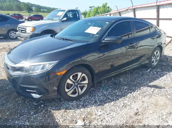 19XFC2F57JE041590 2018 HONDA CIVIC - Image 2