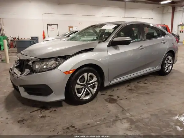 19XFC2F57JE042609 2018 HONDA CIVIC - Image 2