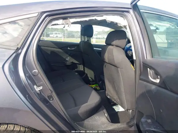 19XFC2F57JE043808 2018 HONDA CIVIC - Image 8