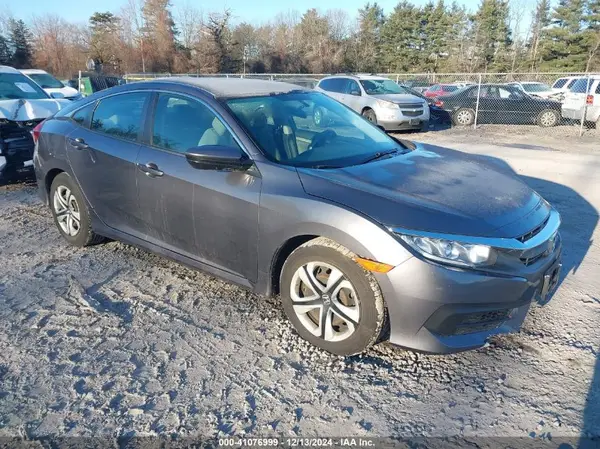19XFC2F57JE204156 2018 HONDA CIVIC - Image 1