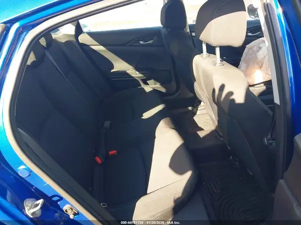 19XFC2F57JE204173 2018 HONDA CIVIC - Image 8