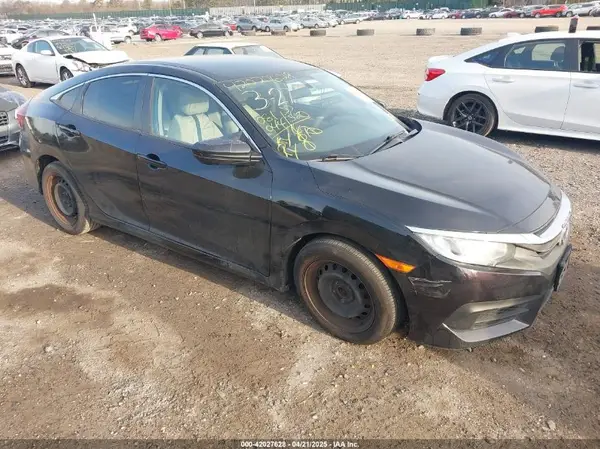 19XFC2F57JE207641 2018 HONDA CIVIC - Image 1