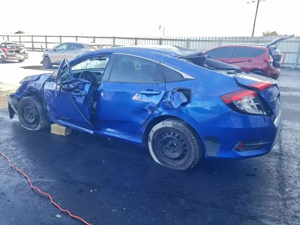 19XFC2F58GE011765 2016 HONDA CIVIC - Image 2