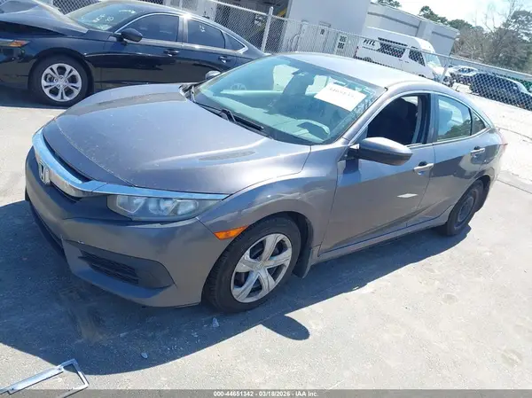 19XFC2F58GE031143 2016 HONDA CIVIC - Image 2