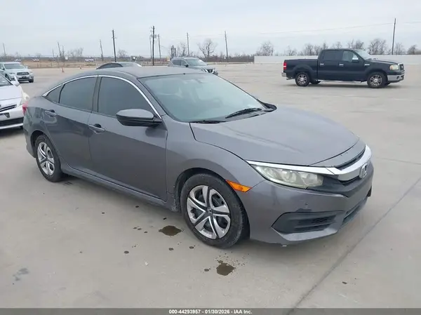 19XFC2F58GE033233 2016 HONDA CIVIC - Image 1