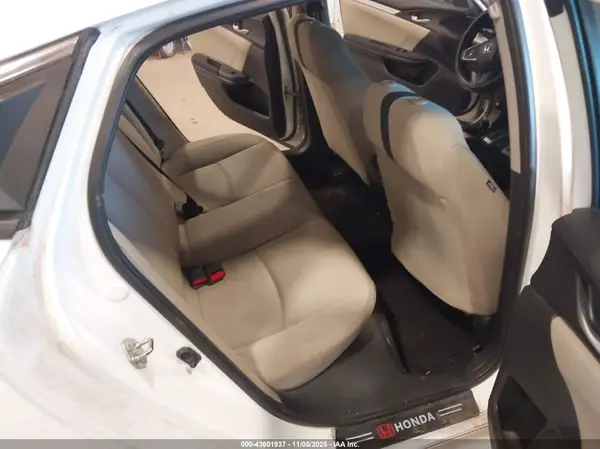 19XFC2F58GE080584 2016 HONDA CIVIC - Image 8