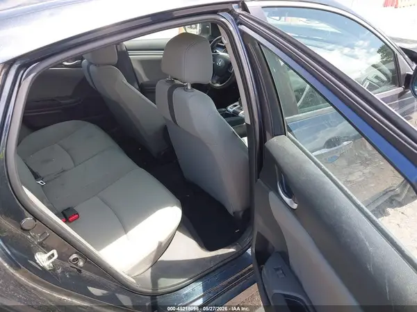19XFC2F58GE080701 2016 HONDA CIVIC - Image 8