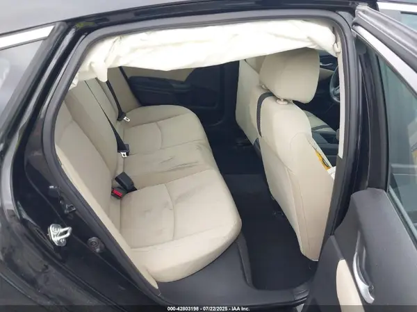 19XFC2F58GE201663 2016 HONDA CIVIC - Image 8