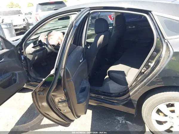 19XFC2F58GE218821 2016 HONDA CIVIC - Image 8