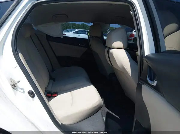 19XFC2F58GE219662 2016 HONDA CIVIC - Image 8