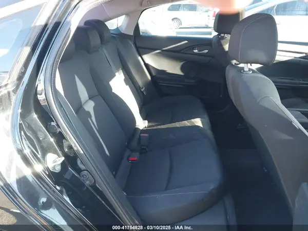 19XFC2F58GE233061 2016 HONDA CIVIC - Image 8