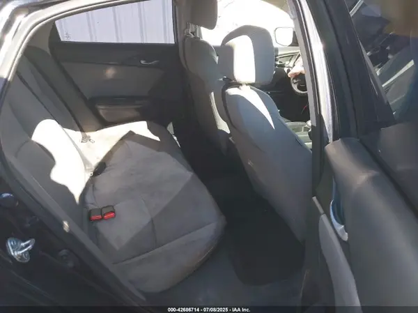 19XFC2F58GE237739 2016 HONDA CIVIC - Image 8