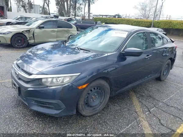19XFC2F58GE244870 2016 HONDA CIVIC - Image 2