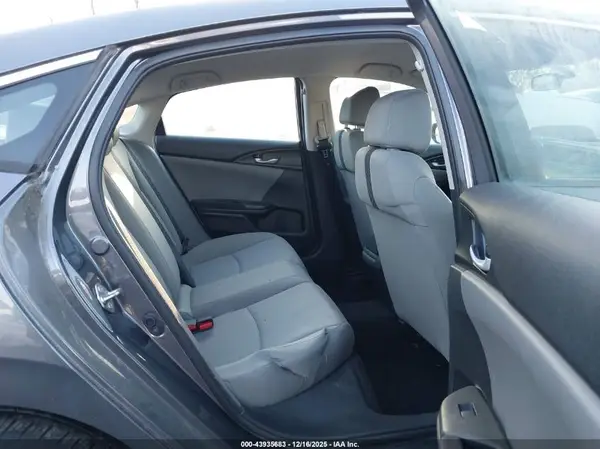 19XFC2F58GE250880 2016 HONDA CIVIC - Image 8