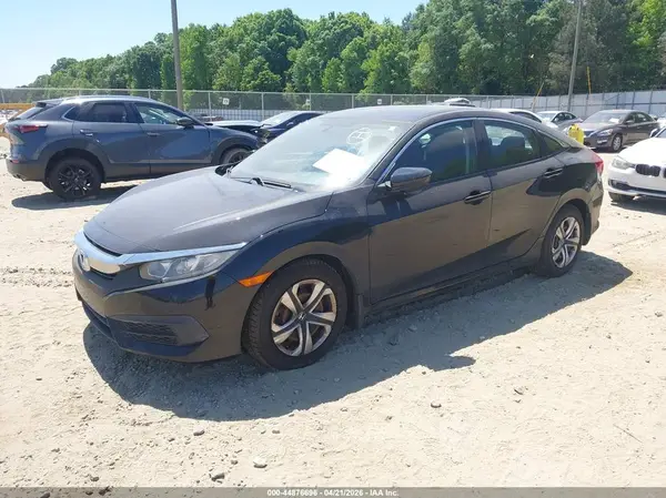 19XFC2F58HE009256 2017 HONDA CIVIC - Image 2