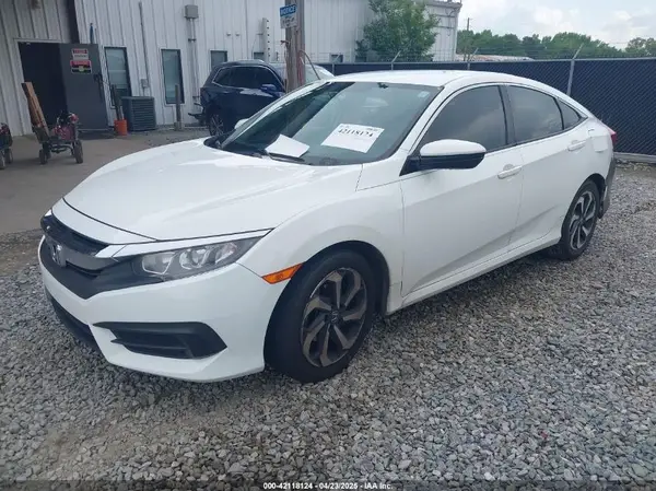 19XFC2F58HE010262 2017 HONDA CIVIC - Image 2