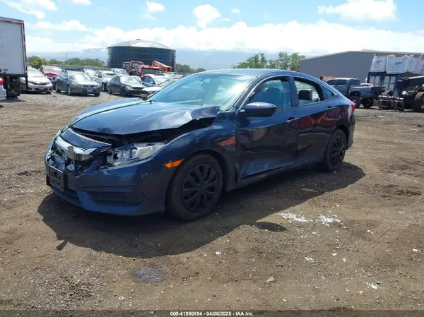 19XFC2F58HE011301 2017 HONDA CIVIC - Image 2