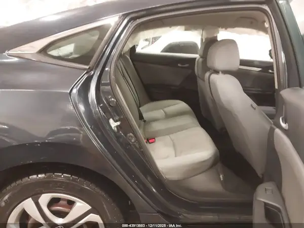 19XFC2F58HE018166 2017 HONDA CIVIC - Image 8