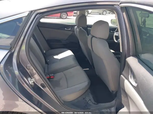 19XFC2F58HE023013 2017 HONDA CIVIC - Image 8