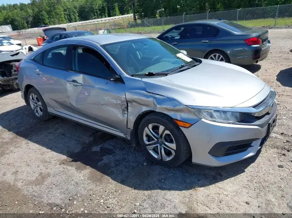 19XFC2F58HE024257 2017 HONDA CIVIC - Image 1