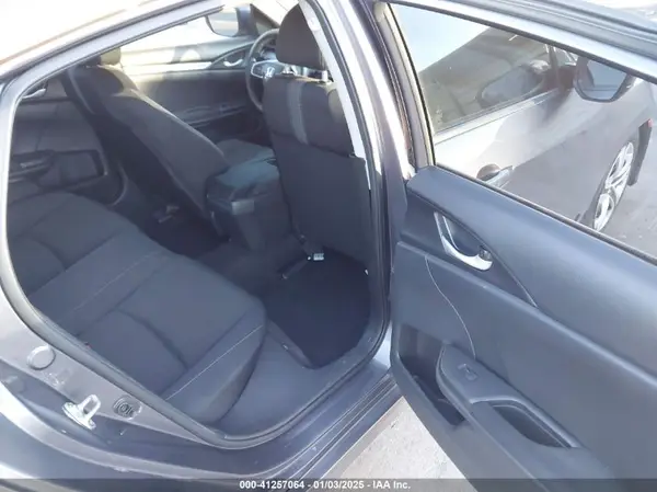 19XFC2F58HE030155 2017 HONDA CIVIC - Image 8