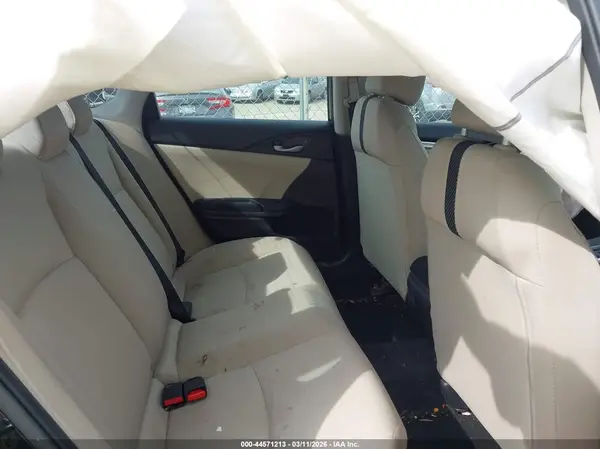 19XFC2F58HE033850 2017 HONDA CIVIC - Image 8