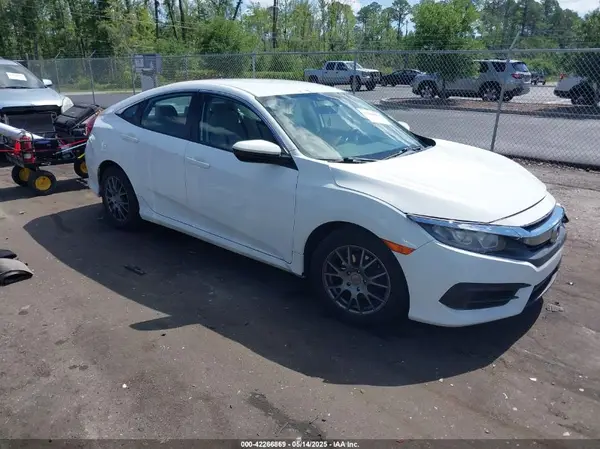 19XFC2F58HE041284 2017 HONDA CIVIC - Image 1