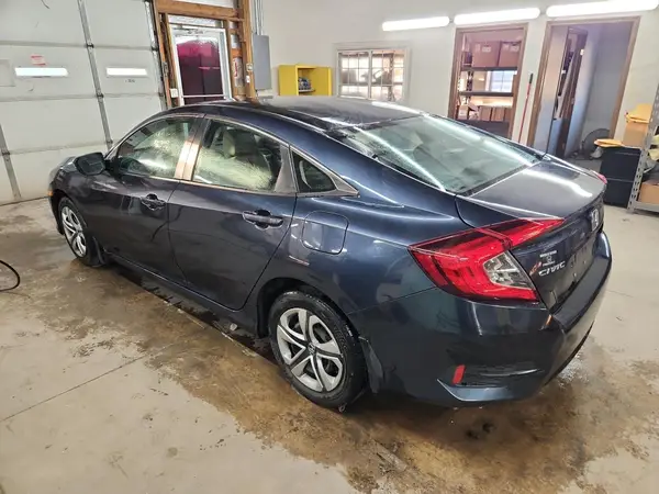 19XFC2F58HE047702 2017 HONDA CIVIC - Image 2