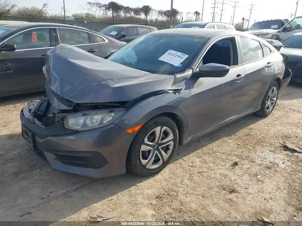 19XFC2F58HE075712 2017 HONDA CIVIC - Image 2