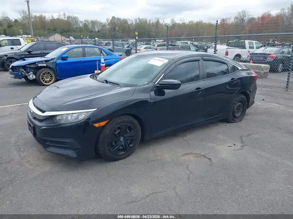 19XFC2F58HE079811 2017 HONDA CIVIC - Image 2