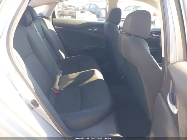 19XFC2F58HE080456 2017 HONDA CIVIC - Image 8