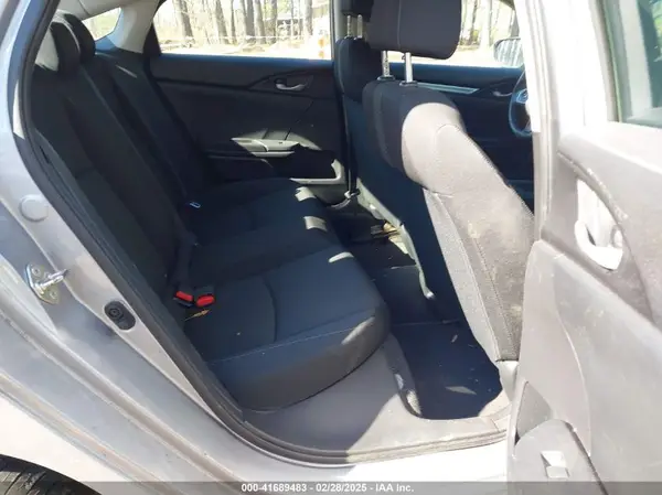 19XFC2F58HE215189 2017 HONDA CIVIC - Image 8